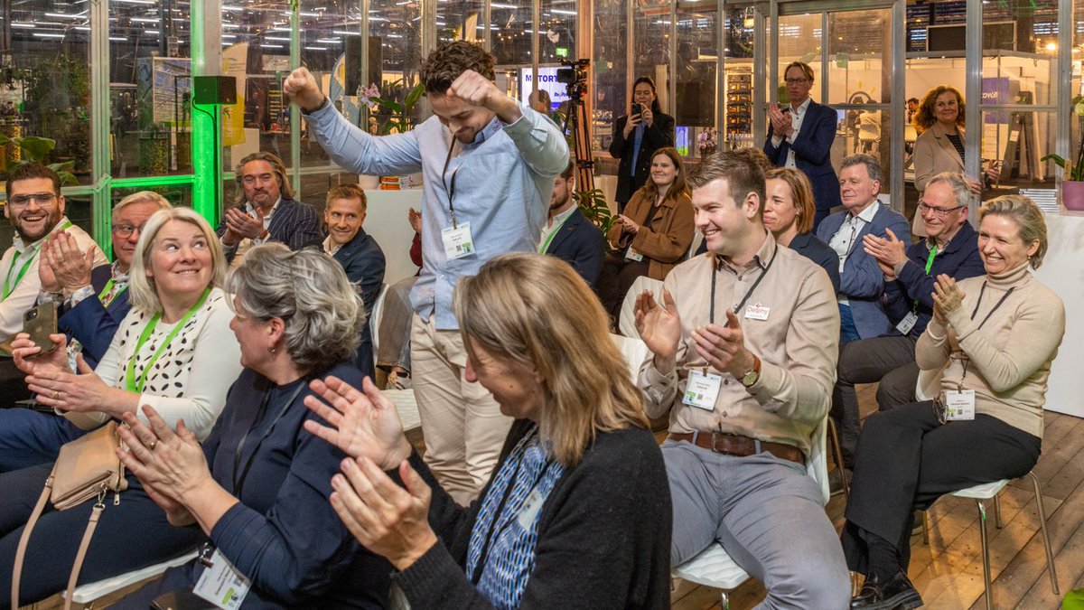 Division Q en Delphy winnen innovatieprijzen Greenports Nederland. De prijzen zijn uitgereikt om de aandacht van de tuinbouwsector op waterkwaliteit te richten
h2owaternetwerk.nl/h2o-actueel/di…