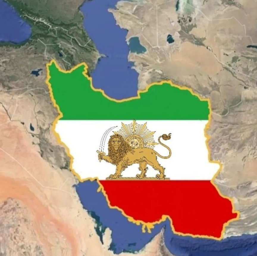 jokershahdost's tweet image. از خزر تا خلیج فارس
جای زخم قدیمی گلوله هاست
مگه میشه خاکتو به بیگانه داد
خامنه ای ضحاک تاریخ ماست
کی میگیره قلبم اروم
تا تو اسیری ایران خانم
شیربانو جان زیبا
تنها امید نفس کشبدنامون
سخت نیست تورو ساختن از نو
دوام بیار تا بمونی برامون
پادشاه منطفه تویی
تو منطق عشقی ایران خانم