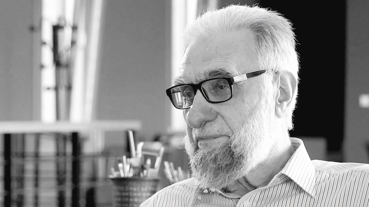 "Hattatların Reisi", Hasan Çelebi’yi kaybetmenin derin üzüntüsü içindeyim. 

Hat sanatının büyük üstadına Allah’tan rahmet, ailesine başsağlığı ve sabır diliyorum. 

Mekanı cennet olsun.