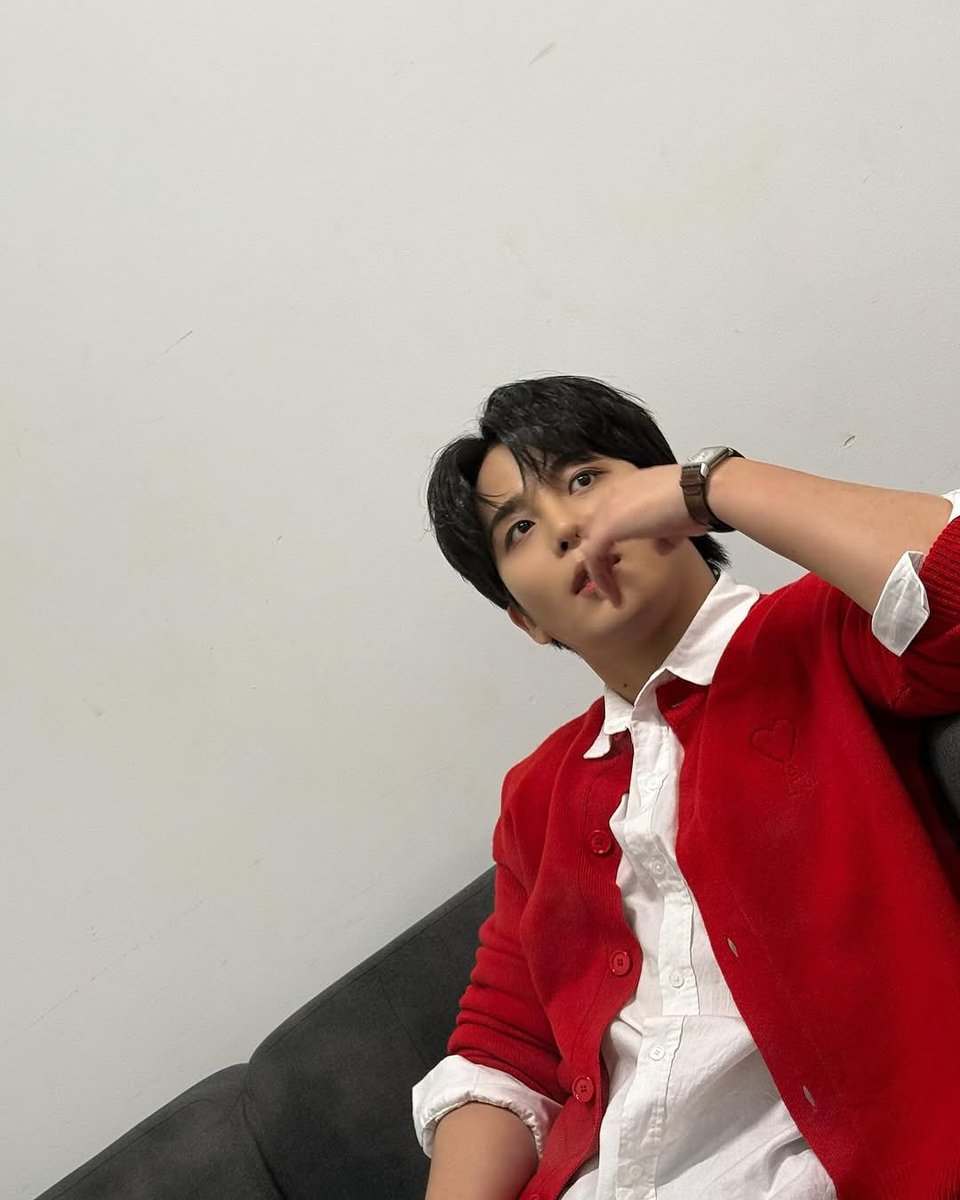 1024updates's tweet photo. [📷] 250224 | JONGHO

#ATEEZ #에이티즈 #JONGHO https://t.co/22yz4Uh6G4