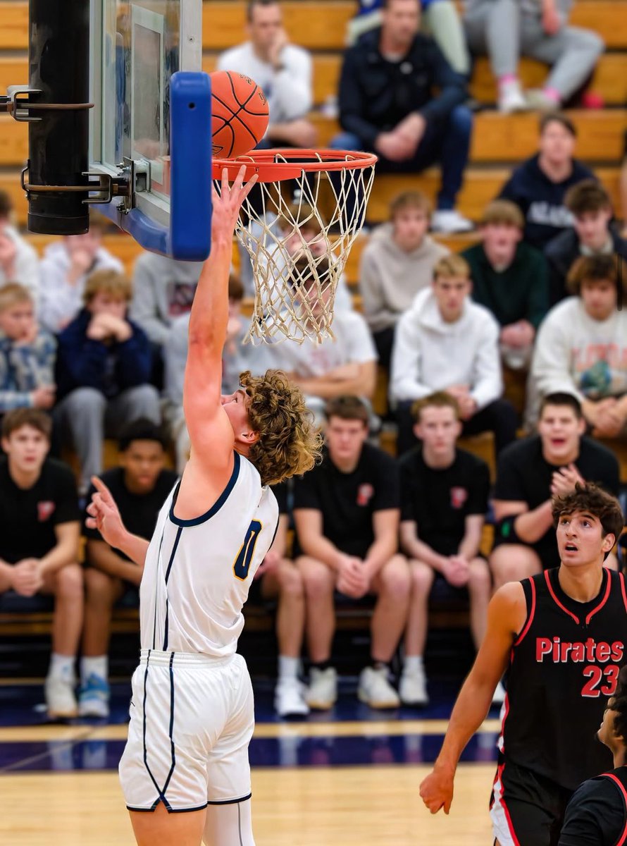 KM Lasers Basketball (@kmlasersbball) on Twitter photo Senior Spotlight: #0 <a href="/andrew_ishag/">Andrew Ishag</a>
As steady as they come! Consistency, effort, smarts have always been his calling cards. Whether it be a backdoor slider the mound, an outside attack on the volleyball court, or โIsh with the Dishโ on the courtโฆa special player/teammate ! Senior Spotlight: #0 <a href="/andrew_ishag/">Andrew Ishag</a>
As steady as they come! Consistency, effort, smarts have always been his calling cards. Whether it be a backdoor slider the mound, an outside attack on the volleyball court, or โIsh with the Dishโ on the courtโฆa special player/teammate !