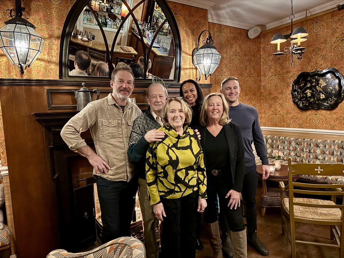 🎉 Wishing a very happy 60th birthday to our incredible CEO, Deb Cleary! 🎂✨

This milestone is one to celebrate, and Deb kicked it off with her family in Canada this weekend! Join us in sending her lots of birthday love in the comments below! ❤️🍾