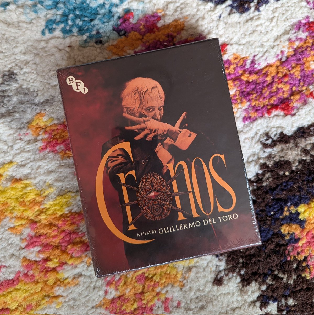 Michael Leader (@michaeljleader) on Twitter photo Just arrived: this beautiful <a href="/BFI/">BFI</a> release of <a href="/RealGDT/">Guillermo del Toro</a>'s debut feature CRONOS. Restored and packed full of extras, inc. an essay by me on del Toro's many collaborations with Ron Perlman.
(Thanks to <a href="/ThisisWalter89/">Ben Stoddart</a> & <a href="/vic_pratt/">Vic Pratt</a> for the gig!) Just arrived: this beautiful <a href="/BFI/">BFI</a> release of <a href="/RealGDT/">Guillermo del Toro</a>'s debut feature CRONOS. Restored and packed full of extras, inc. an essay by me on del Toro's many collaborations with Ron Perlman.
(Thanks to <a href="/ThisisWalter89/">Ben Stoddart</a> & <a href="/vic_pratt/">Vic Pratt</a> for the gig!)