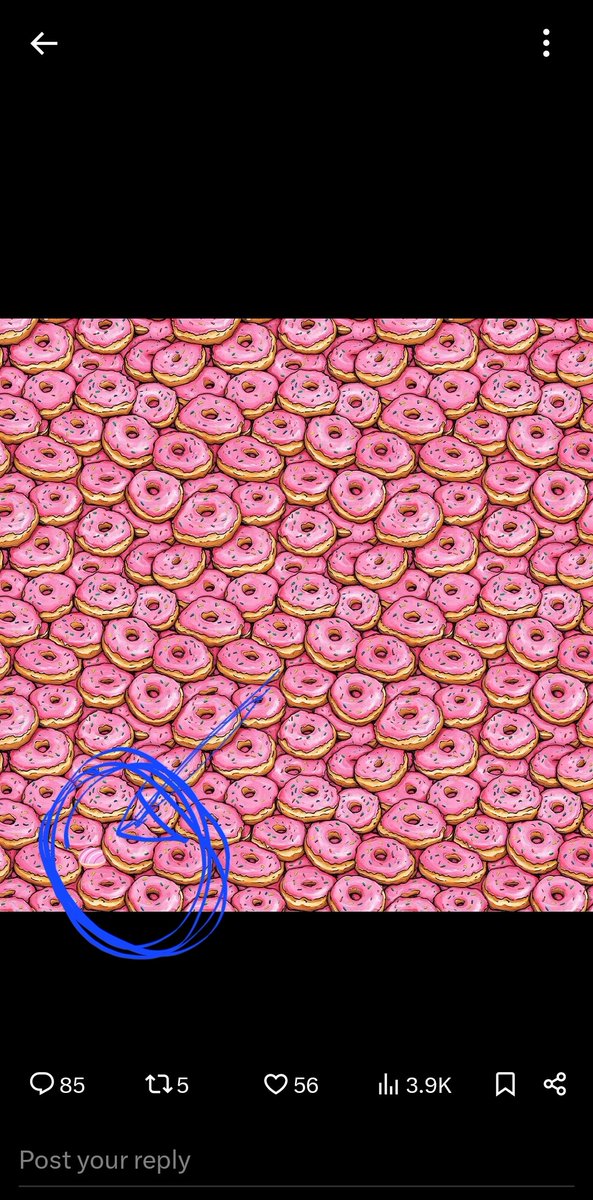 Janine00256173's tweet photo. @GreggsOfficial Found it https://t.co/ZHfWDgNn6F