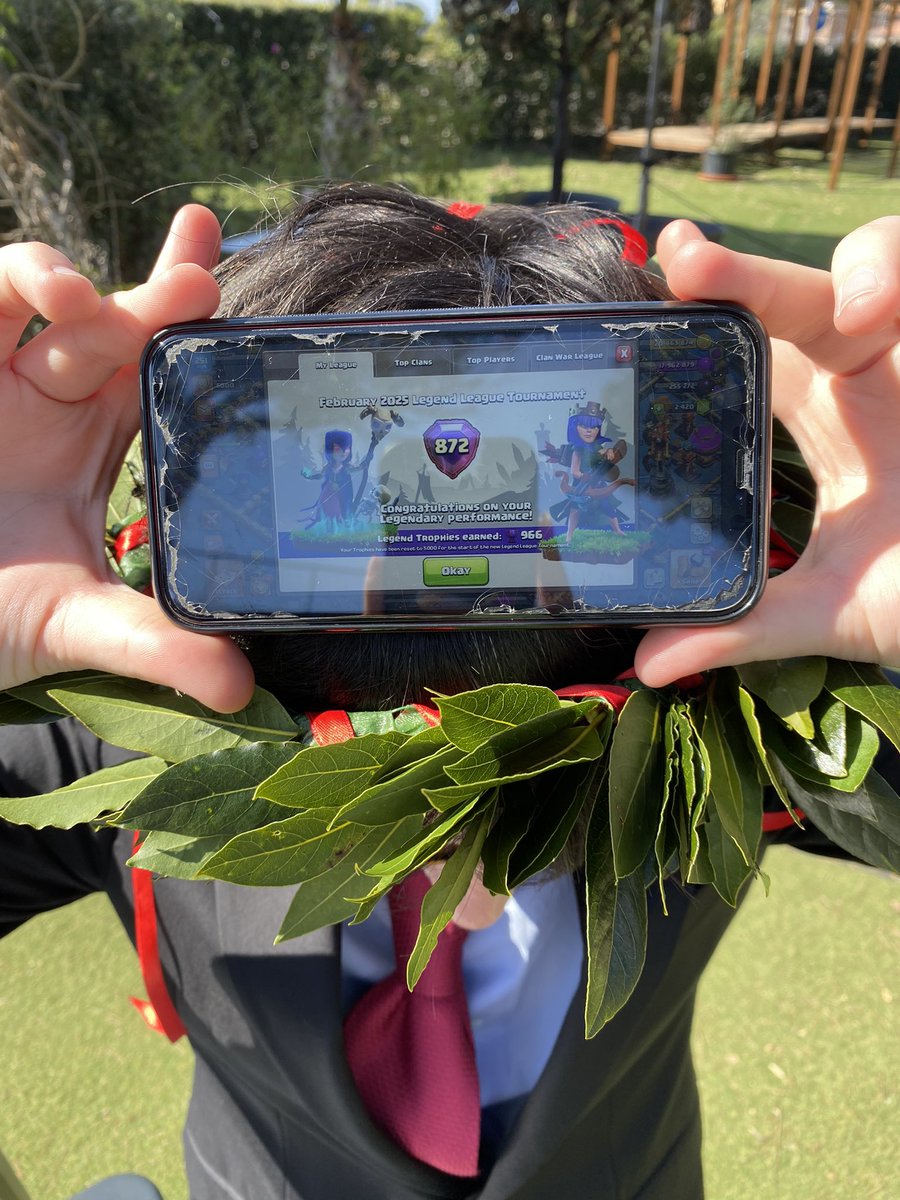 ❌EoS Day
✅Graduation Day

At least there’s something to cheer about today… with a degree in FB Rocket Loons☄️🔝