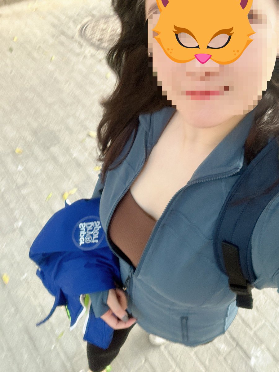 Freeforfun010's tweet photo. 帮一个在北京小姐姐征个伴儿，身材好，170高。要求对方单身，25岁以上，身材好，身高178+，有兴趣的可以私，精虫上脑，猴急的就别私了。 https://t.co/zugpGl2Sgv