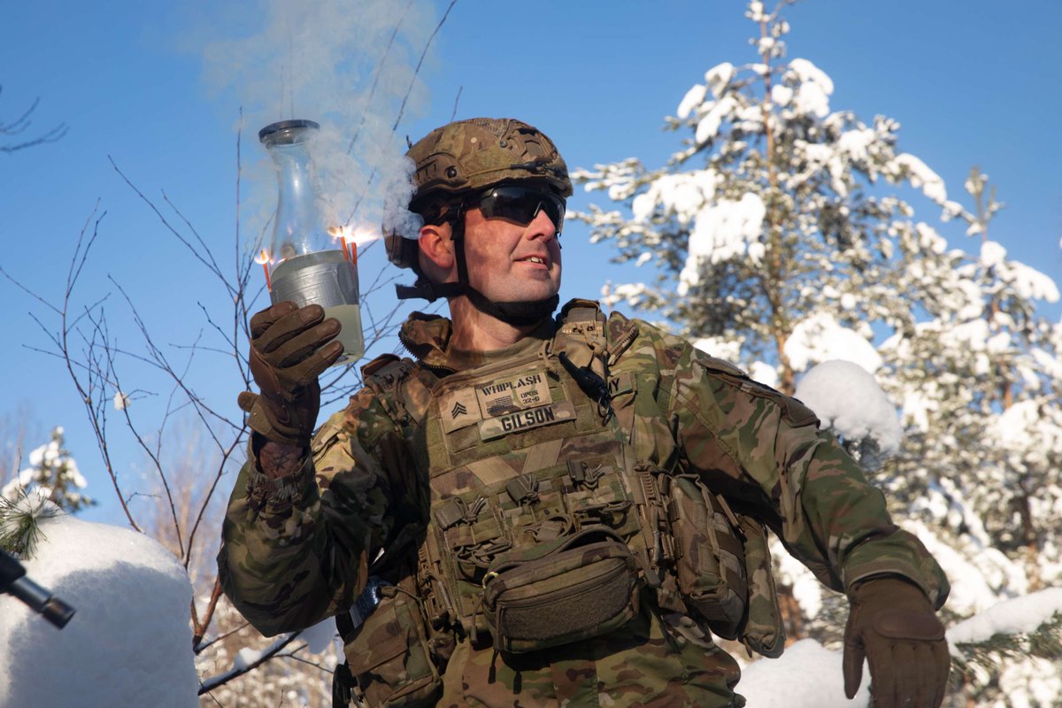 US_EUCOM's tweet image. U.S. and British soldiers train with Estonian forces on utilizing Molotov cocktails near Camp Tapa, Estonia. Sharing and practicing war-fighting tactics actively enhances readiness and strengthens NATO partnerships. #strongandstrategic #readyandpostured #agileforces #WeAreNato