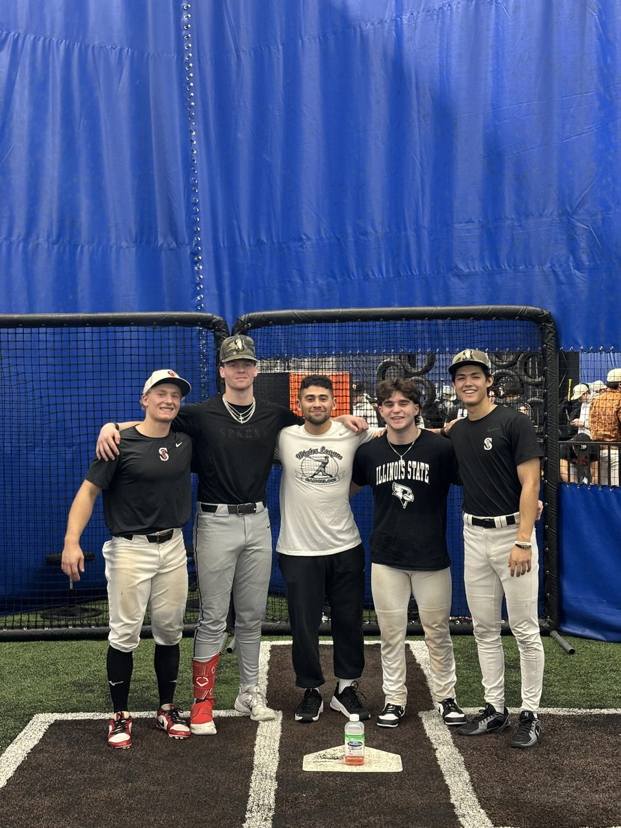 Not all could make last day but thank you Class of ‘25 for everything!

Special group that left a mark within this program. Showed the younger kids the importance of showing up, working hard, and playing the game the right way every day inside the dome.

Thank you! 🙏 👏