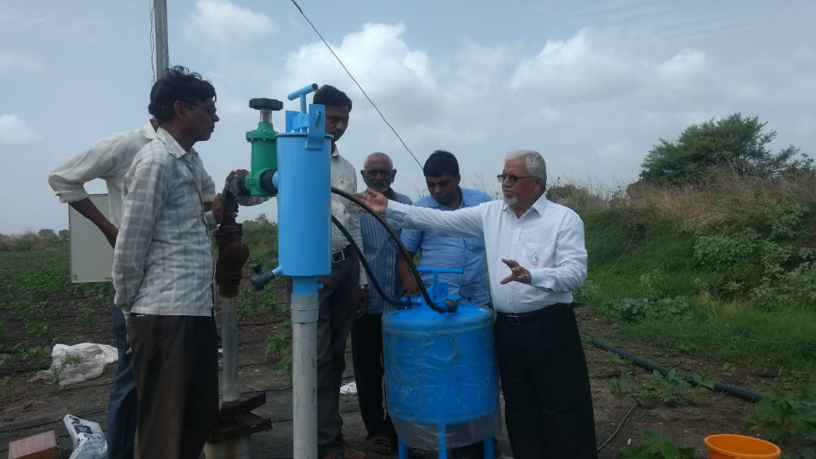 BDJade1's tweet image. Adoption of drip irrigation n #fertigation in Sugarcane is a Win Win situation for Sugarcane farmers n Sugar Industries.
Adoption of drip irrigation improves Sugarcane production n Sugar recovery. 
Both farmers n industries both get benefited. 
#AjitJisl #Anil_JISL