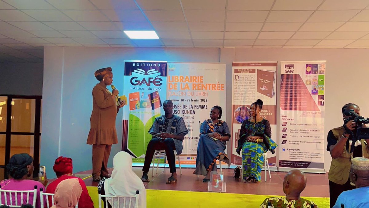 EditionsGafe's tweet photo. Temps forts de la Cérémonie de lancement officiel du livre « Dans la peau du Mali », écrit par Fatoumata Diallo. Merci à Malick M’baye, Président du JELMA d’avoir fait une excellente présentation du livre et de l’auteur. Ce fut une belle réussite. Un grand merci  à toutes et à… https://t.co/Br9DQC2mI1