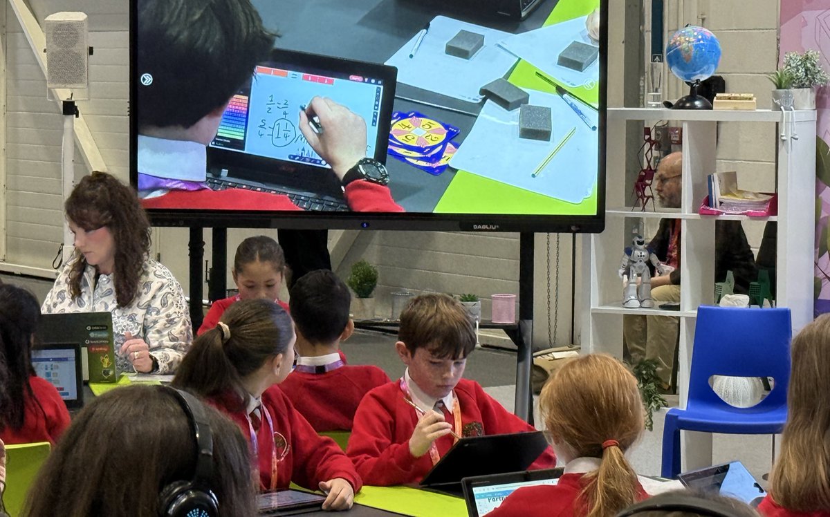 CCJacademy's tweet photo. 🧑‍🏫 #BettUK2025 #LiveClassroom

@JulaanGovier, &amp; her Year 5 class, demonstrated the transformative power of technology in Maths education at @Bett_show.

Watch it back on the @EdtechukHQ EdTech Hubs website.

👉 https://t.co/FFm49XY5jr

@LGfL @LEOacademies 🎥 https://t.co/hXsKMpmXmp