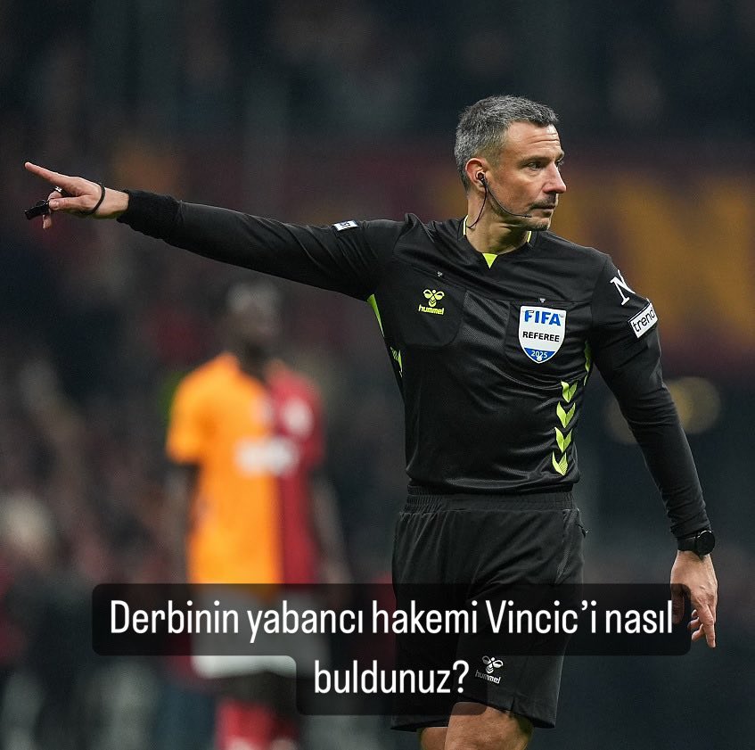 marastelevizyon's tweet photo. Yabancı hakem Slavko Vincic’in performansını nasıl buldunuz? #galatasaray #fenerbahçe https://t.co/Yp9eUopKpA