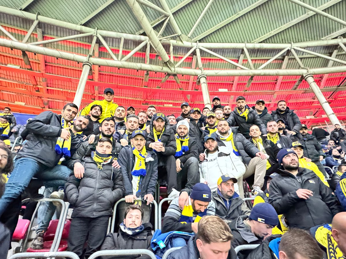 FENERBAHÇEMİZİ galatasaray maçında yalnız bırakmadık.