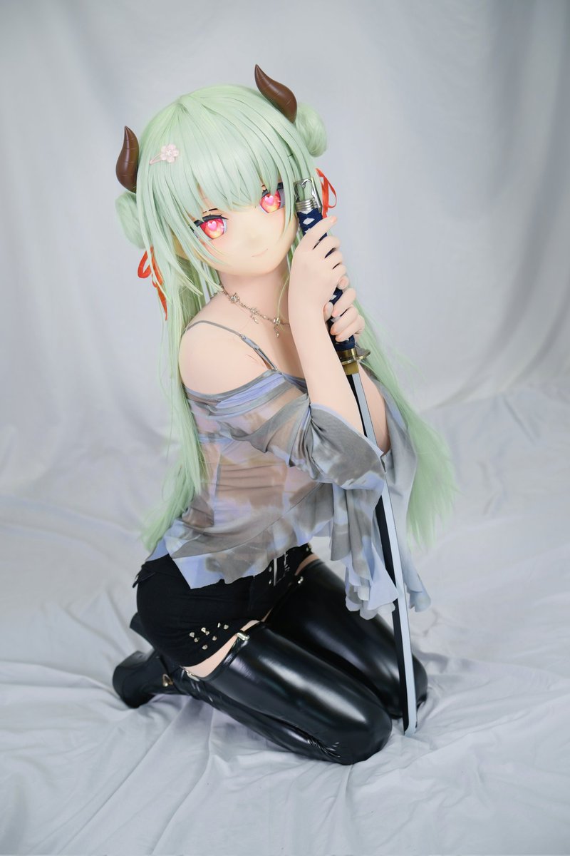我怎么变色了～（乳胶漆皮袜好棒！）     #kigurumi    📷    ：   <a href="/qruukoq/">流萤</a>