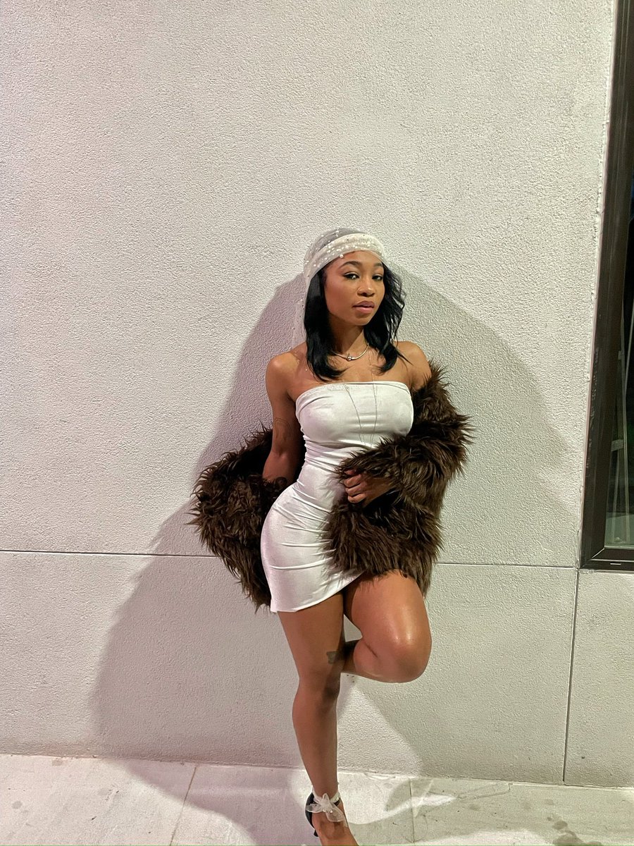 Mina 🌺🧞‍♀️🕯 (@MinaWavii) / Posts / X