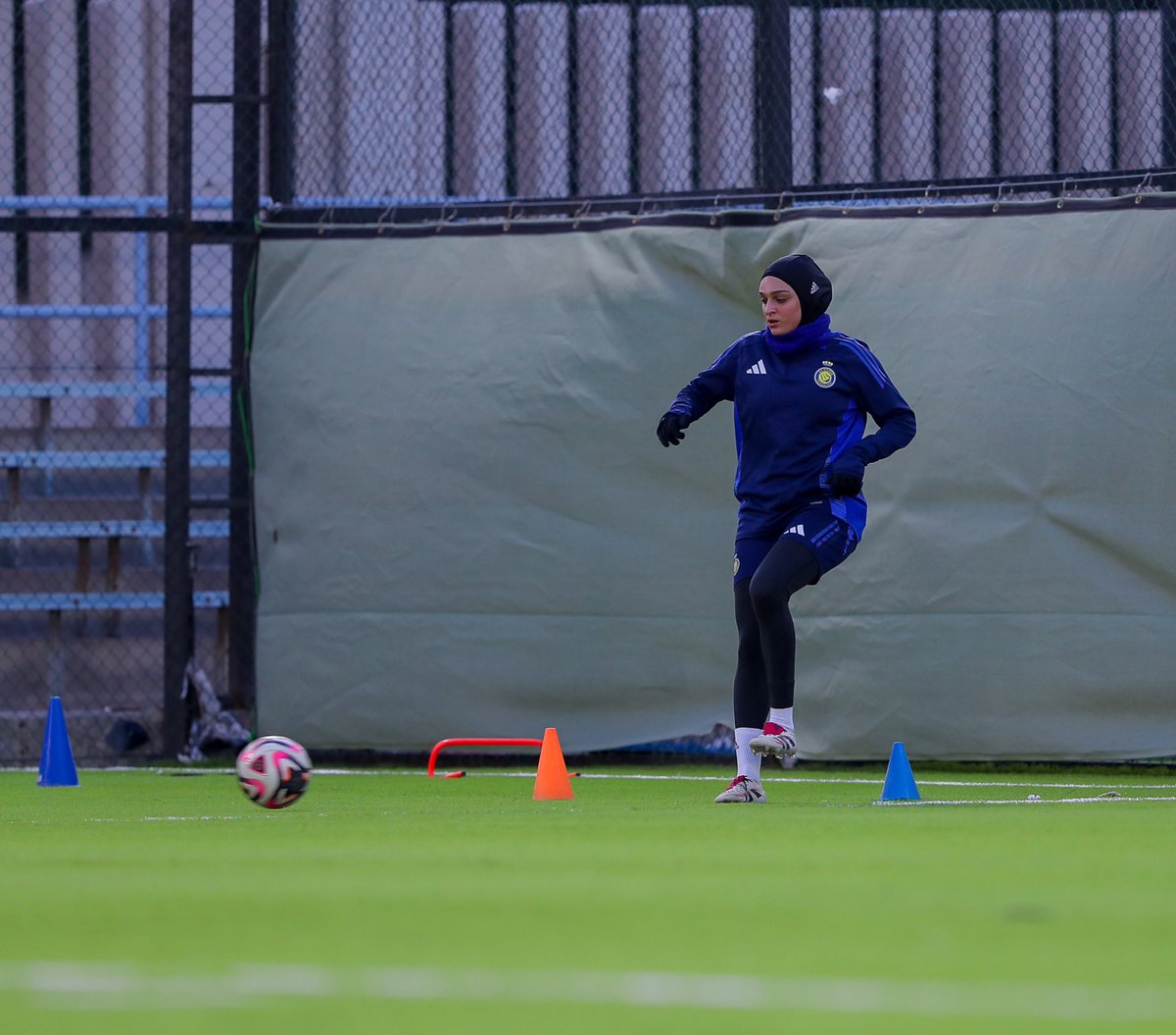 LinaBoussaha's tweet image. شيئا فشيئا
Time made me wait, but work never stopped. Almost there..⚽️🙌🏼
#BuiltOnResilience #KeepItUp #ControlALaZizou