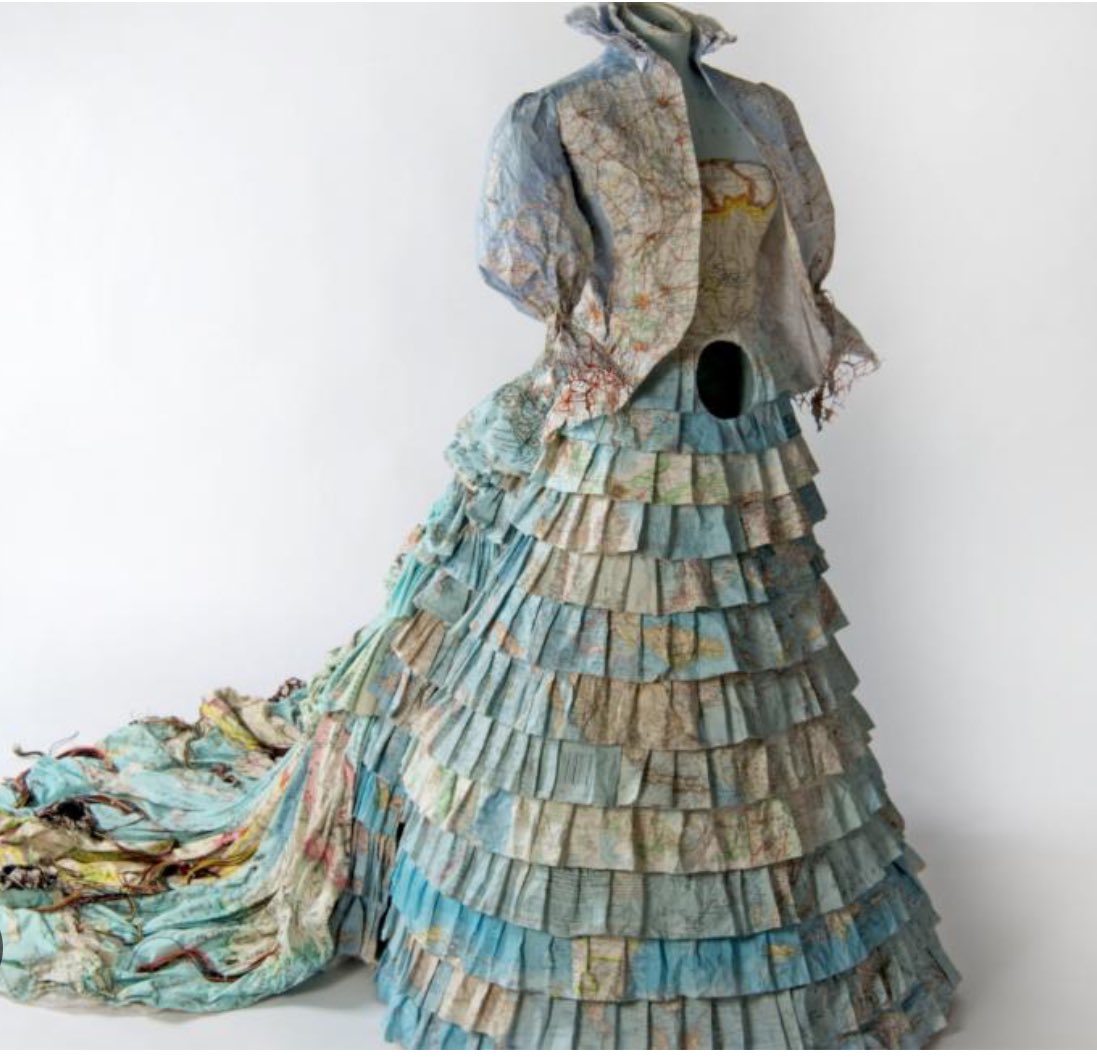 My year 1 children were fascinated by @SusanStockwell7’s territory dress today, finding the boat was a delight - in fact we are trying to get hold of a mannequin to create our own map dress!  @SusanStockwell7 they had lots of questions - would you be up for a TEAMS call? 🤞🏻♥️