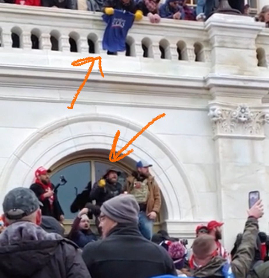 bit3theapple's tweet image. Fight number 3:

(This one is special cause I’m right near it)

(Undetermined to be a fake fight) 

But just want to point out that just like the other two. There’s a scuffle than BOOM, #yellowgloves🙌 everywhere. 

Not only on Ryan Nichols. But also some random dude advertising