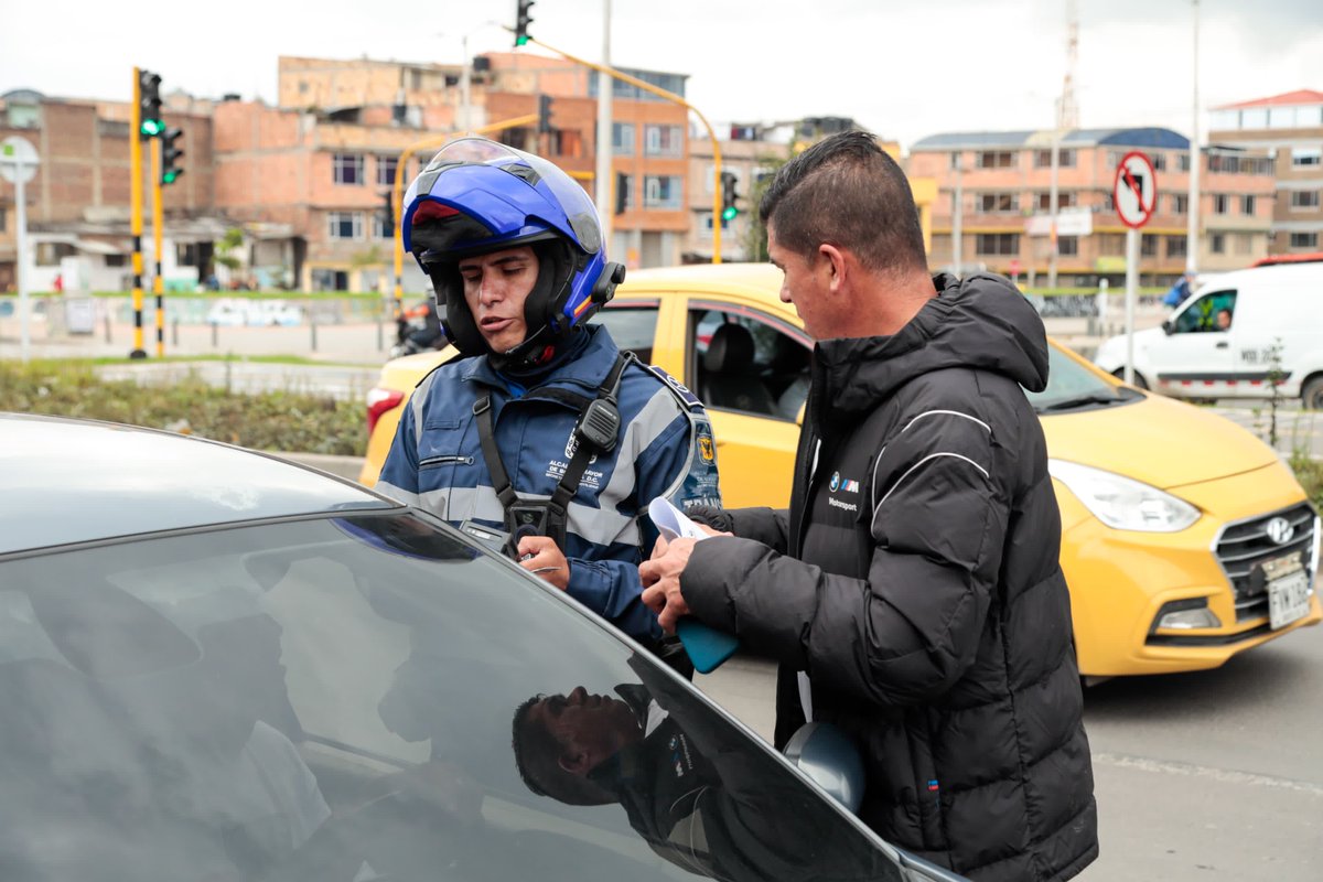 Movilidad Bogotá tweet media