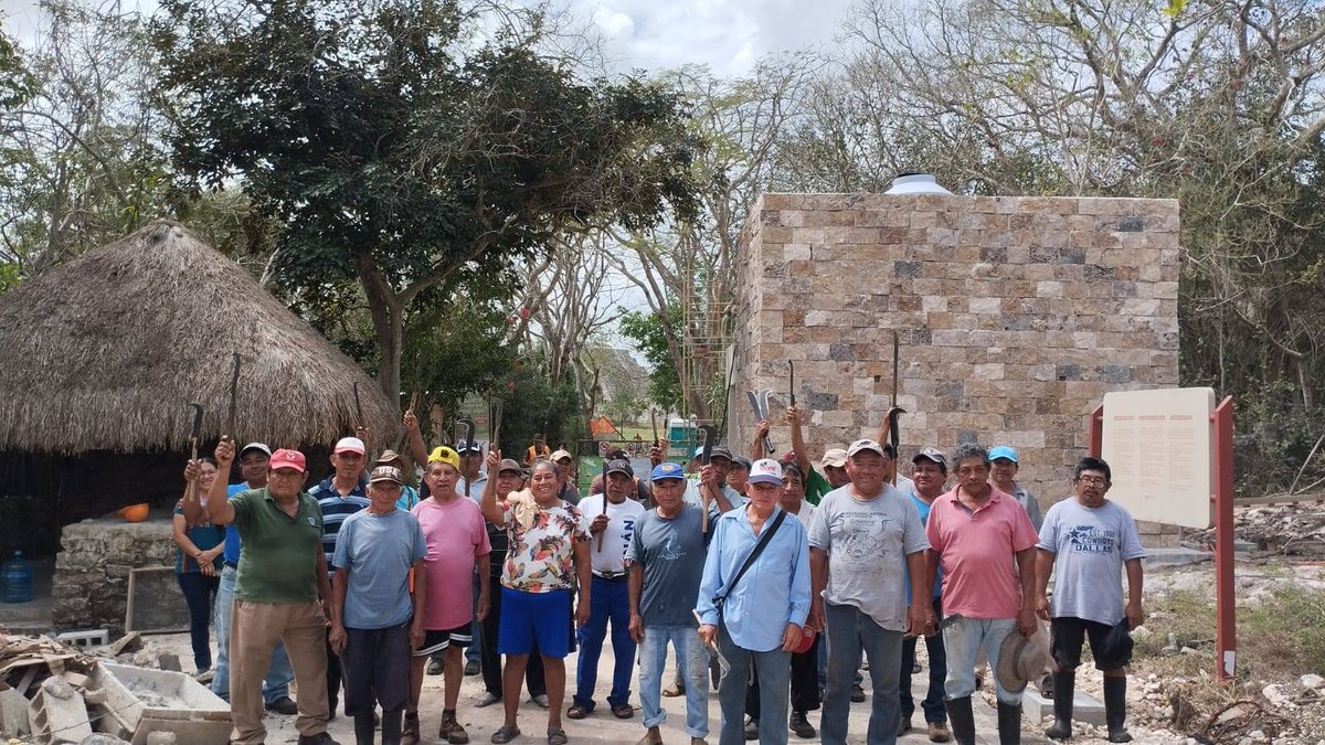 QuadratinY's tweet photo. #Municipios | En la comunidad de #Telchaquillo en #Tecoh ejidatarios detuvieros las obras que realiza en #INAH en la zona arqueológica de #Mayapan esto porque aseguran no se tiene el consentimiento de la comunidad para esos trabajos. Según se informa hay un proceso legal en curso, pues la comunidad reafirma que Mayapan es de Telchaquillo.