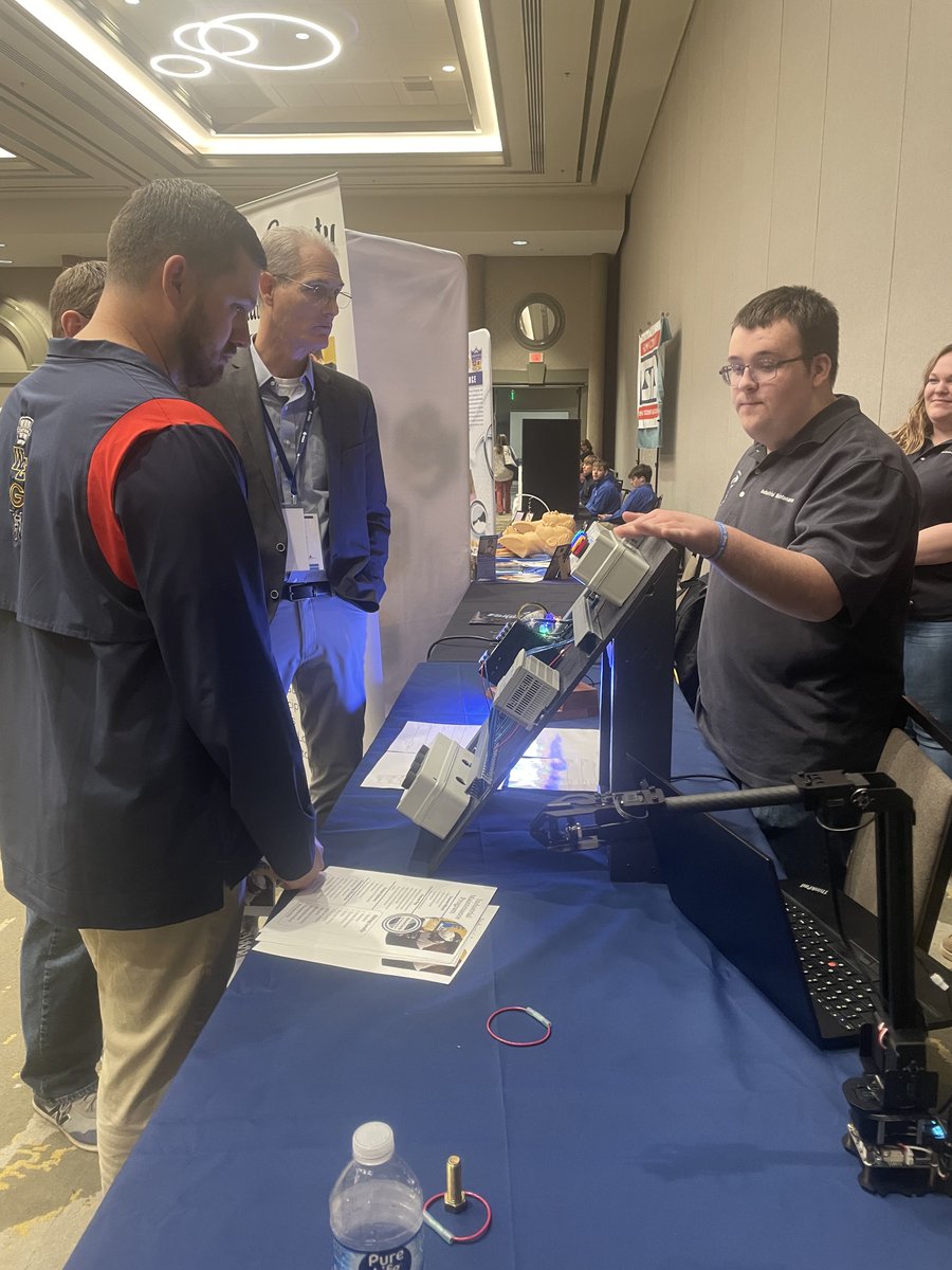 Warren Co Schools tweet media