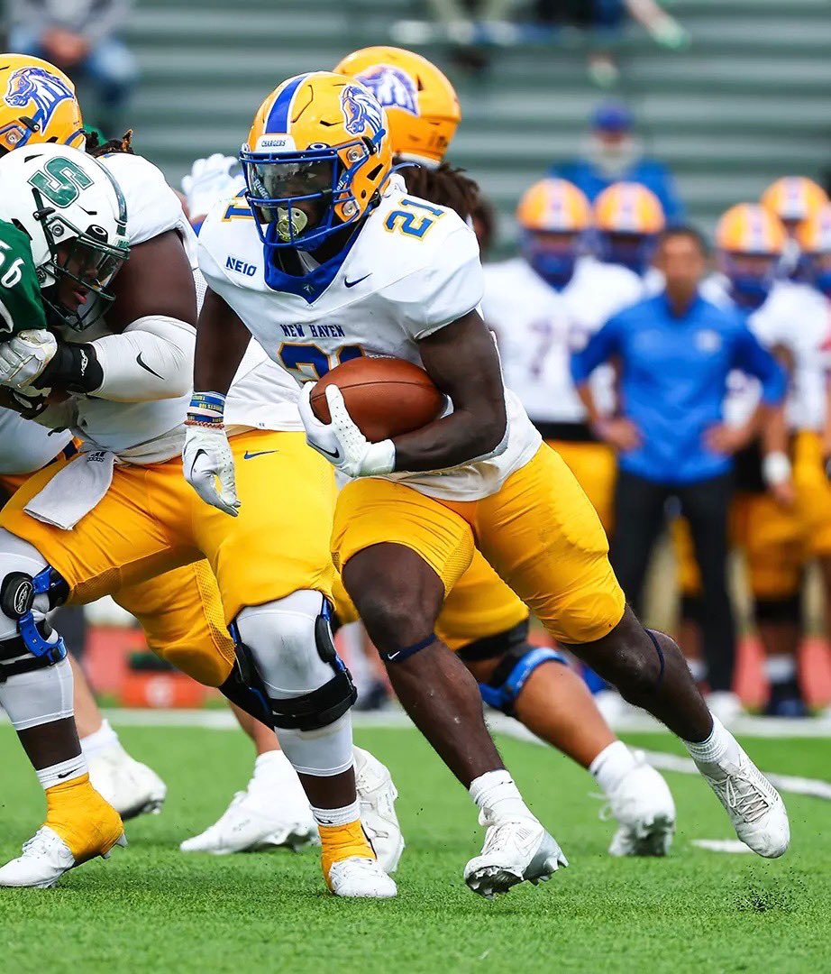 After a great talk with <a href="/coach_pow/">Mark Powell</a> I'm blessed to receive my first football offer from <a href="/UNewHavenFB/">New Haven Football</a> 
<a href="/GSHSDolphins/">Gulf Shores High School Football</a> <a href="/GSFBRecruiting/">GulfShoresFBRecruiting</a> <a href="/MikeSte39594999/">Mike Stephens</a> <a href="/GCoastAthletics/">Gulf Coast Athletics</a>