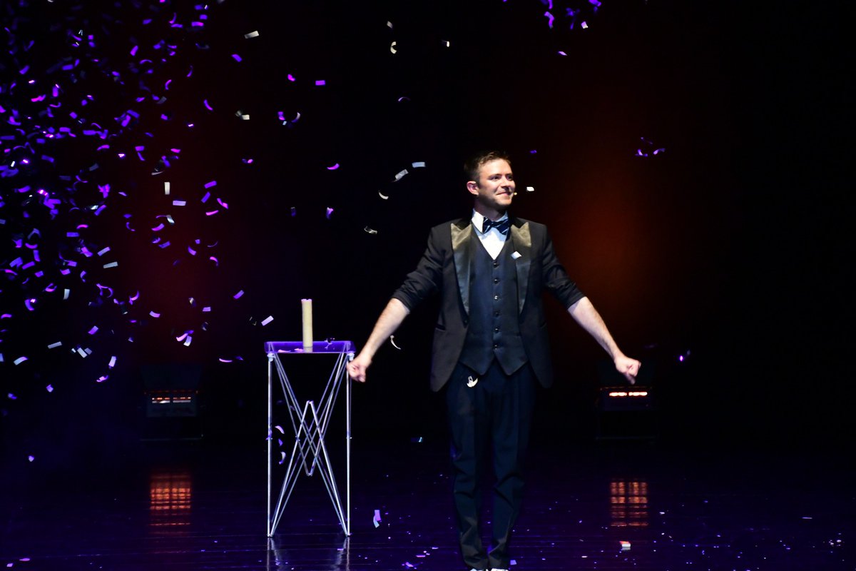 AFORO COMPLETO! Gracias a todo el público que acudió a mi show "INCREIBLEMENTE MAGICO" en el Centro Escénico <a href="/CentroPupaclown/">Pupaclown</a>

Una tarde divertida y mágica para toda la familia!
Gracias a los organizadores también por contar con mi espectáculo!
GRACIAS!
#abelmagia #Murcia