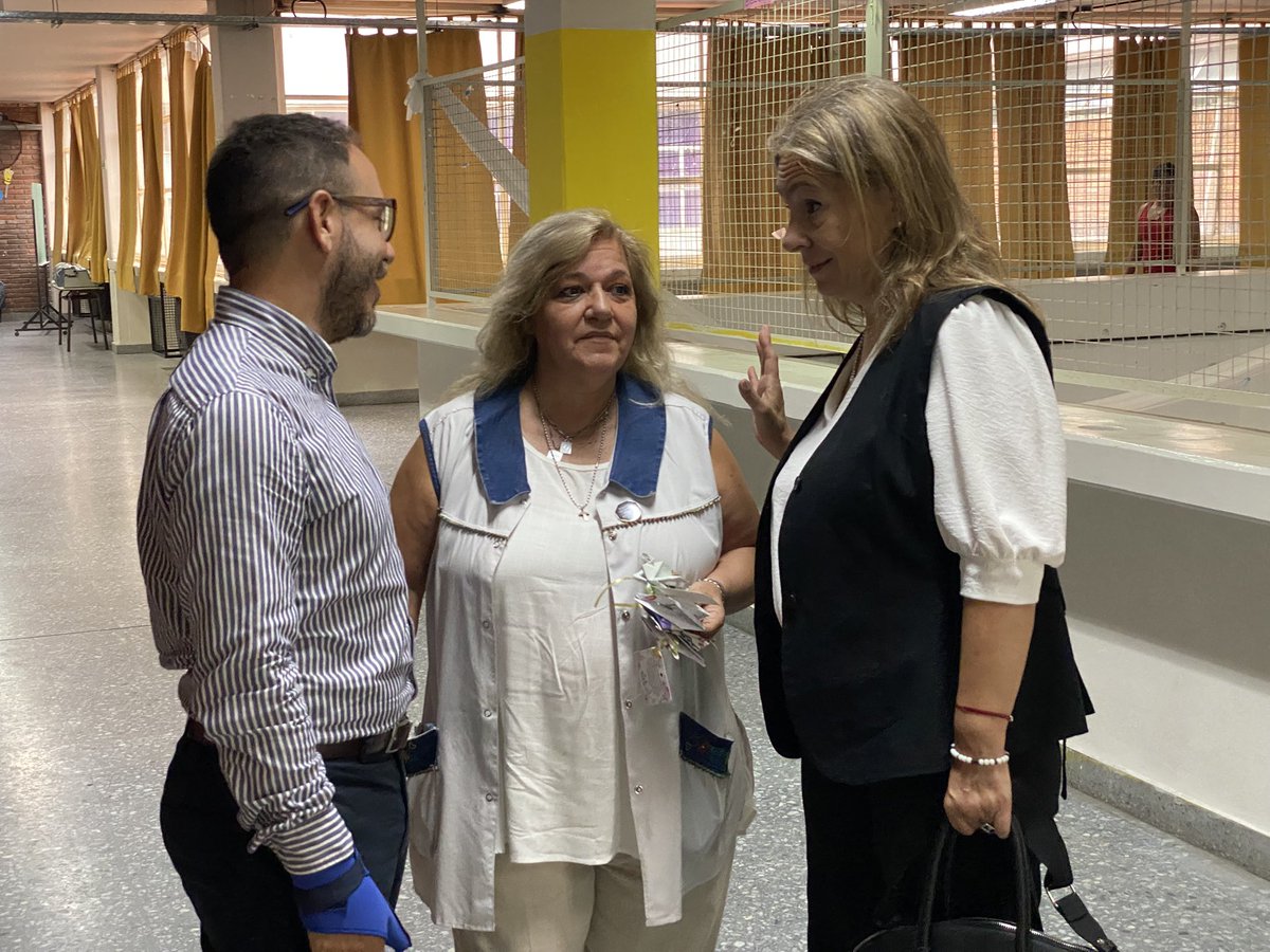 sambonelli's tweet image. ¡Comenzaron las clases!

Más de 350 mil chicos/as de Inicial y Primaria volvieron a las aulas con un nuevo diseño curricular que fortalece aprendizajes en Lengua y Matemática.

Desde @EducacionBA trabajamos para generar más y mejores oportunidades.

#BienvenidoAprendizaje