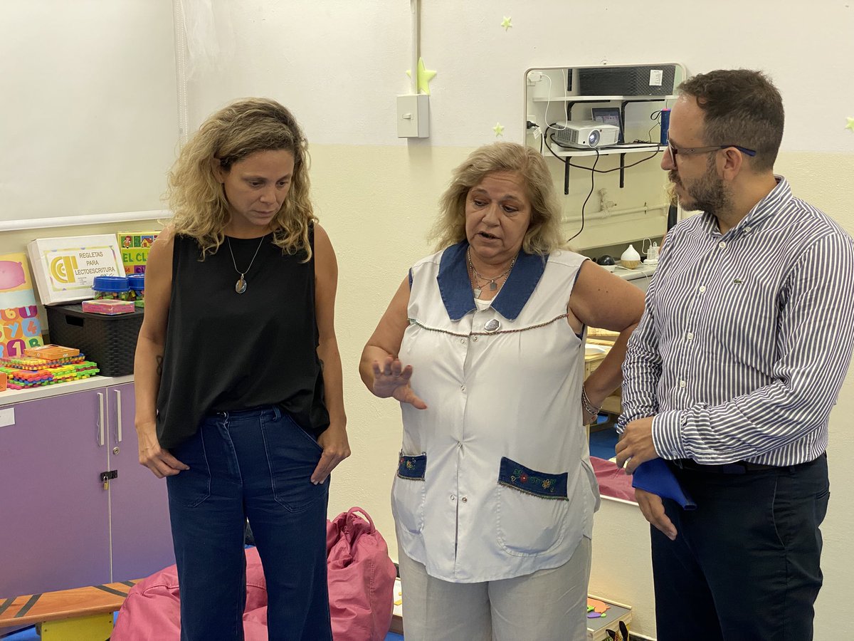 sambonelli's tweet image. ¡Comenzaron las clases!

Más de 350 mil chicos/as de Inicial y Primaria volvieron a las aulas con un nuevo diseño curricular que fortalece aprendizajes en Lengua y Matemática.

Desde @EducacionBA trabajamos para generar más y mejores oportunidades.

#BienvenidoAprendizaje