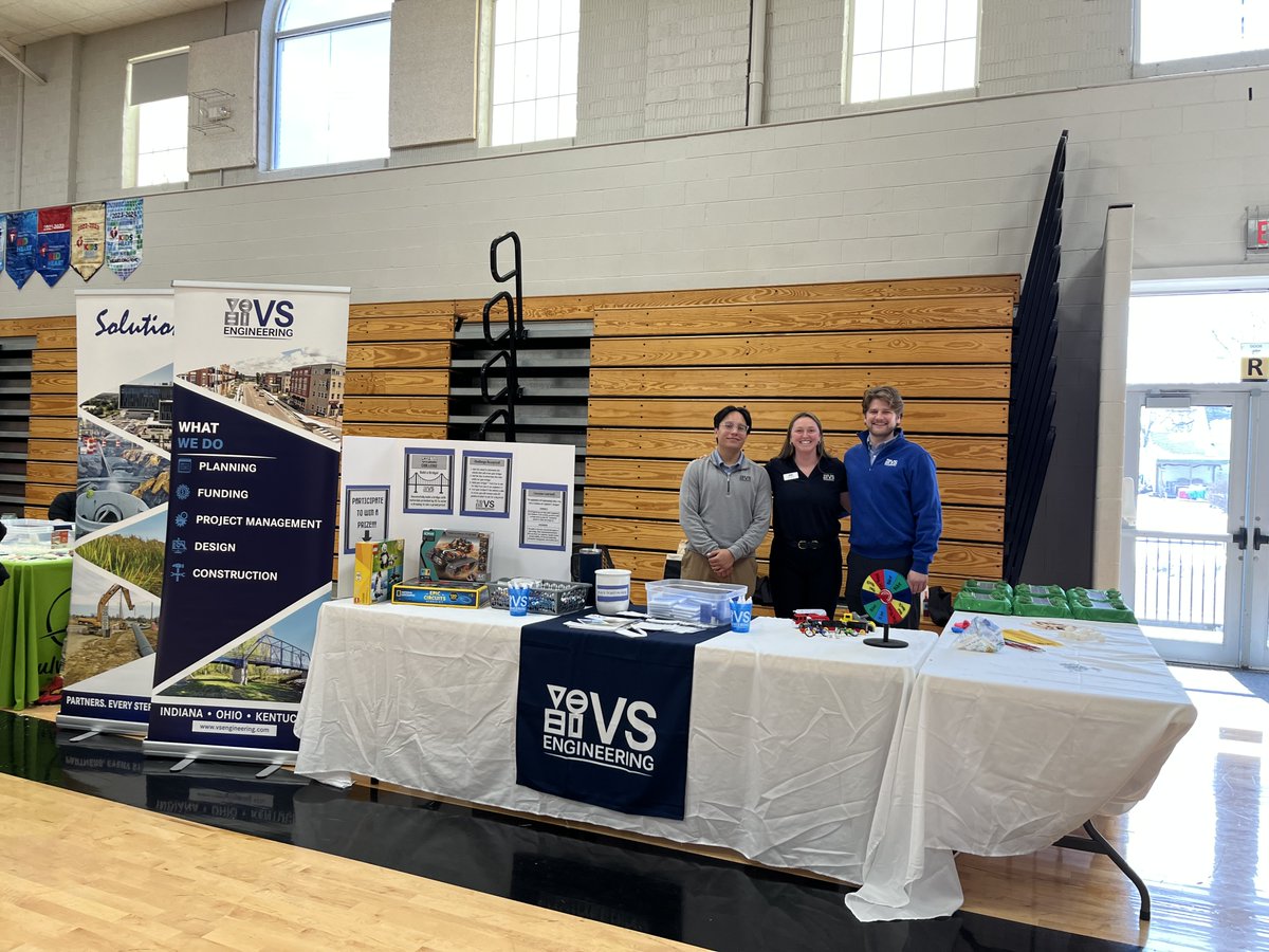 VSEngineering's tweet photo. Proud to have sponsored & attended the STEAM Expo at Culver Elementary! Students & families explored hands-on activities in science, tech, engineering, arts & math. A great day of learning & innovation! #STEAMExpo #EducationMatters #VSnorthwest https://t.co/G8nIRvjjsl