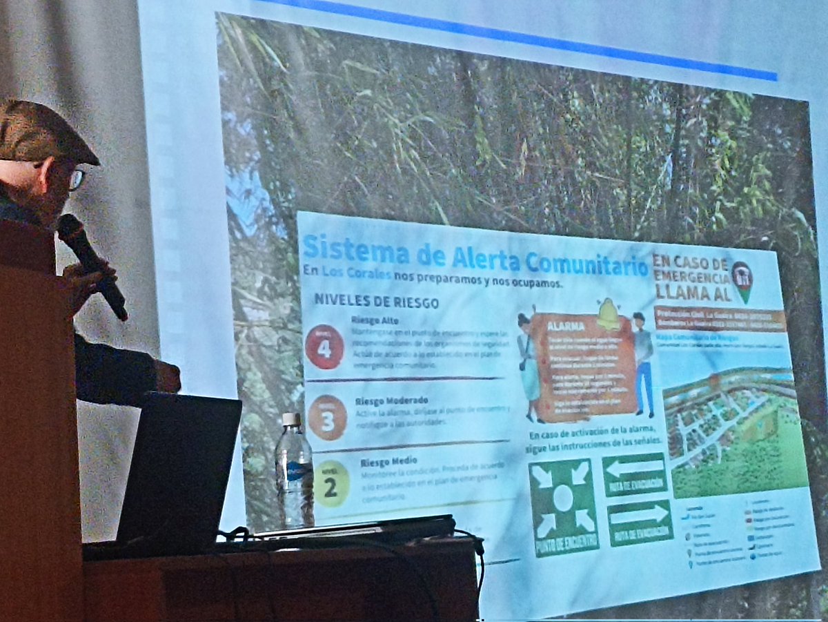 COMIR_UCV's tweet photo. @yomarrero "Esfuerzo de la @ACNUR_es con acciones comunitarias para la reducción del #riesgo" #xxxAniversario #COMIR #UCV incluye el Parque ecológico y la Brigada "Yuru tope" Que significa "río de trae piedras" https://t.co/JGF06APlkg