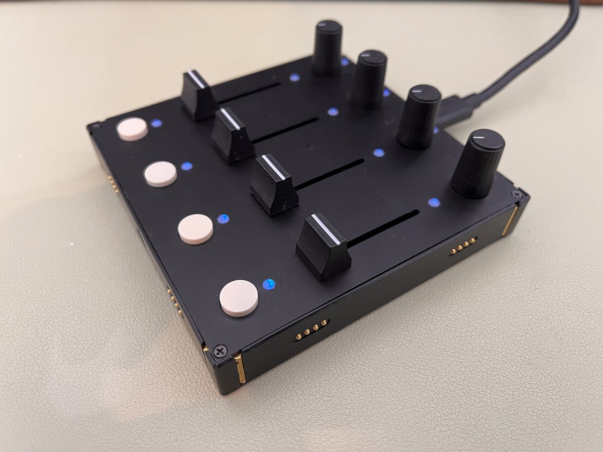 Jonathan Barbeau 🇨🇦 🇨🇦 (@jbarbeau_art) on Twitter photo I used an <a href="/intechstudio/">intechstudio</a> controller where I mapped the size, hue, saturation and brightness on 4 knobs & mapped all the frames from the dance on sliders. So I could move the playhead but still left the particles free to do their thing while moving the dancer on the timeline. I used an <a href="/intechstudio/">intechstudio</a> controller where I mapped the size, hue, saturation and brightness on 4 knobs & mapped all the frames from the dance on sliders. So I could move the playhead but still left the particles free to do their thing while moving the dancer on the timeline.