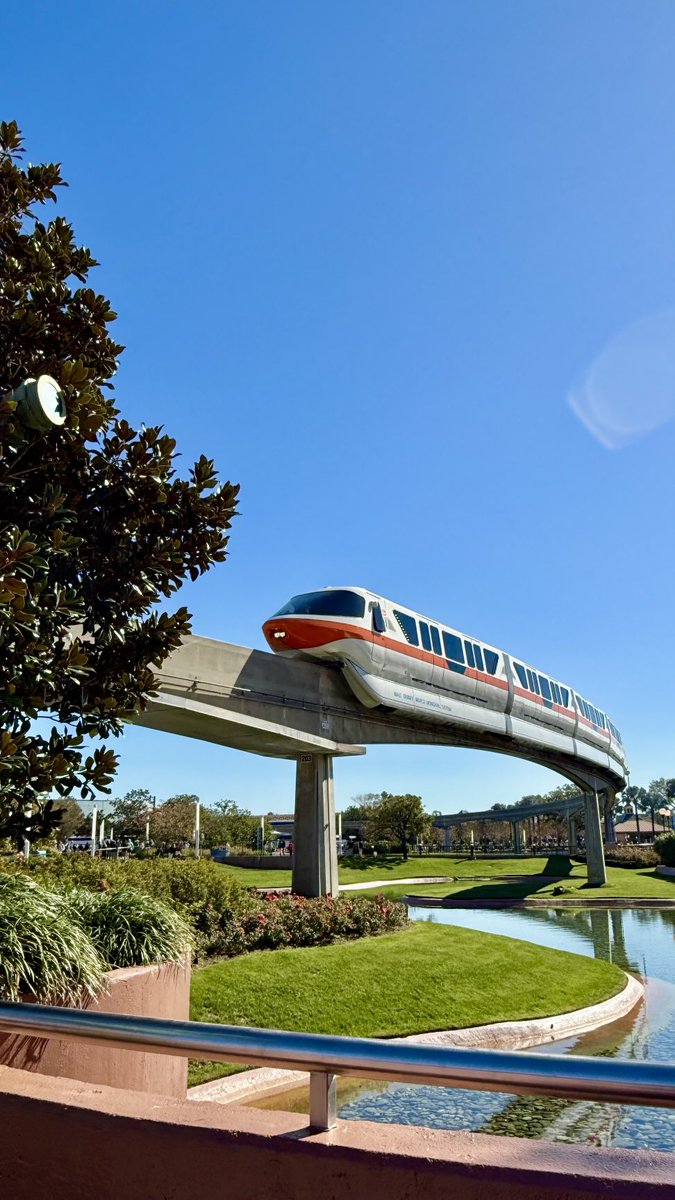 Disney Pic A Day! tweet media