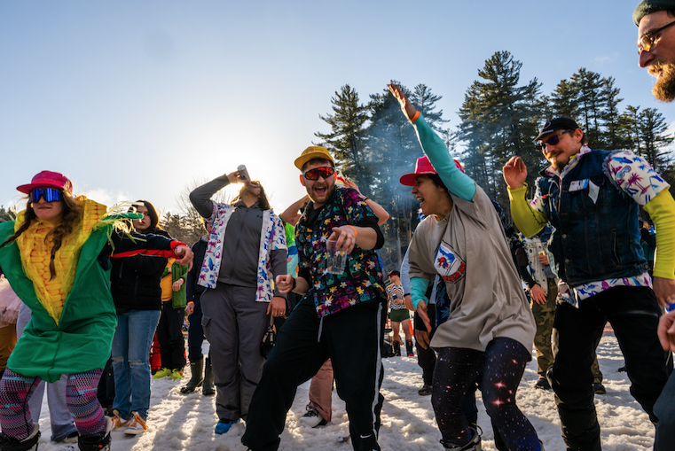KingPineSkiArea's tweet photo. Wild Corn is back! Join the party Saturday, April 5 RIGHT HERE at King Pine for endless uphill laps, skim races, kid's games, costume contests, dance parties, clinics, music from Disco Shuck, great food, brews and more. 👉https://t.co/pZn7r9VEwq #wildcorn #granitebc ⛷️🤪🌽 https://t.co/S7liYWuyTo