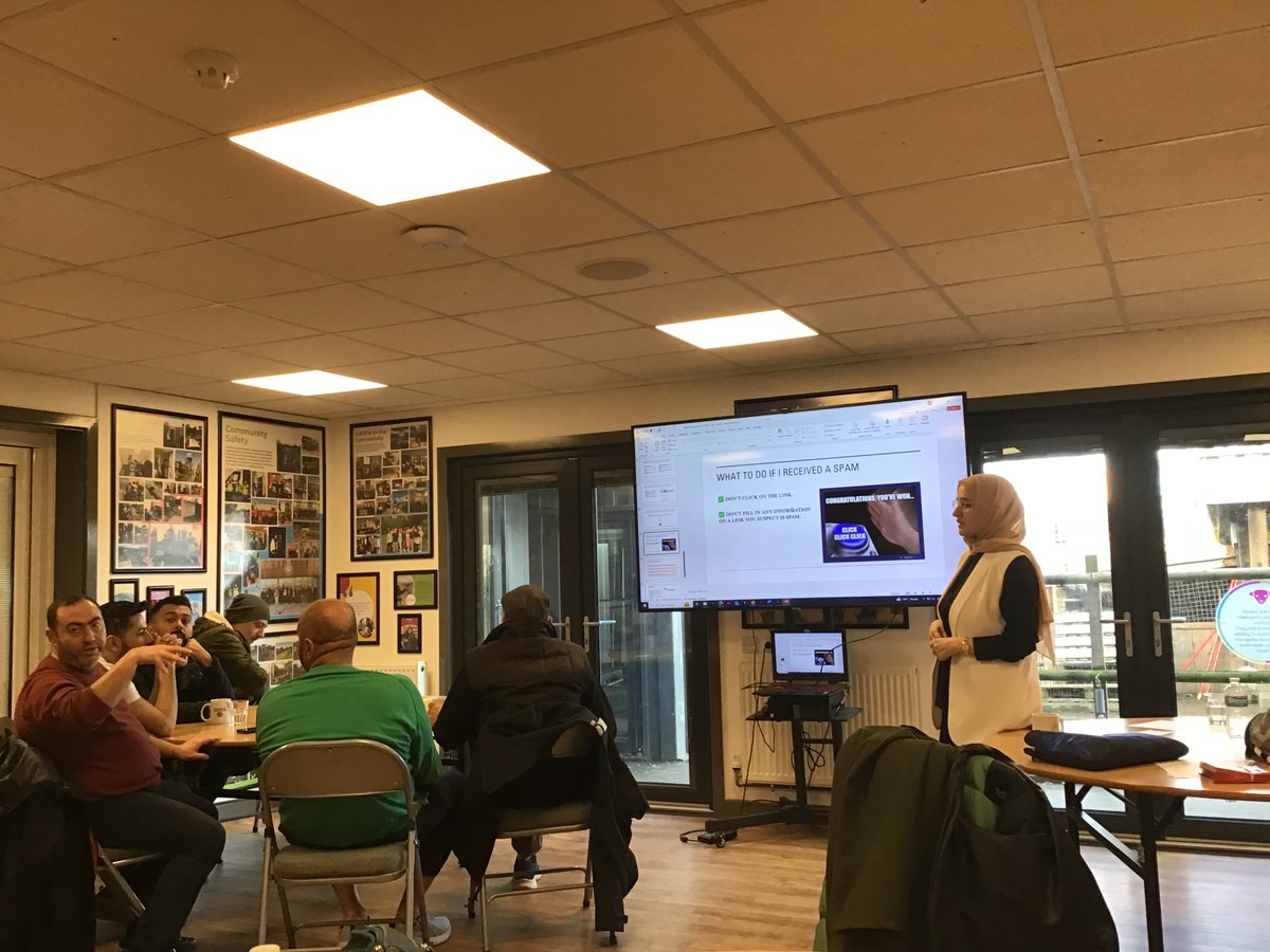 100DigitalLeeds's tweet image. @DAMASQLTD delivered a fantastic Multiply session today focussing on how to be safe and savvy while online.📲🛒💸 @eandsleeds #digitalinclusion