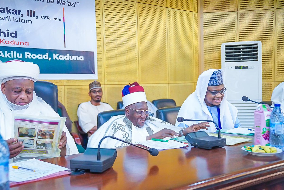ProfIsaPantami's tweet photo. Under the leadership of the Sultan and the President-General of Jama'atu Nasril Islam (JNI), Alhaji Muhammad Saad Abubakar, mni, CFR, Professor Isa Ali Ibrahim Pantami, CON, (Majidadin Daular Usmaniyya) attended the Pre-Ramadan meeting of JNI in Kaduna today as a member and a resource person.

The meeting focused on the theme: "Social Media and Islamic Scholarship: Causes of Conflict among Muslim Scholars." The issue of Almajiri and out-of-school children was also deliberated upon, and certain measures were put in place to address the challenges.

The Shehu of Borno, several first-class emirs, Islamic scholars, and academics from across the country attended the meeting.