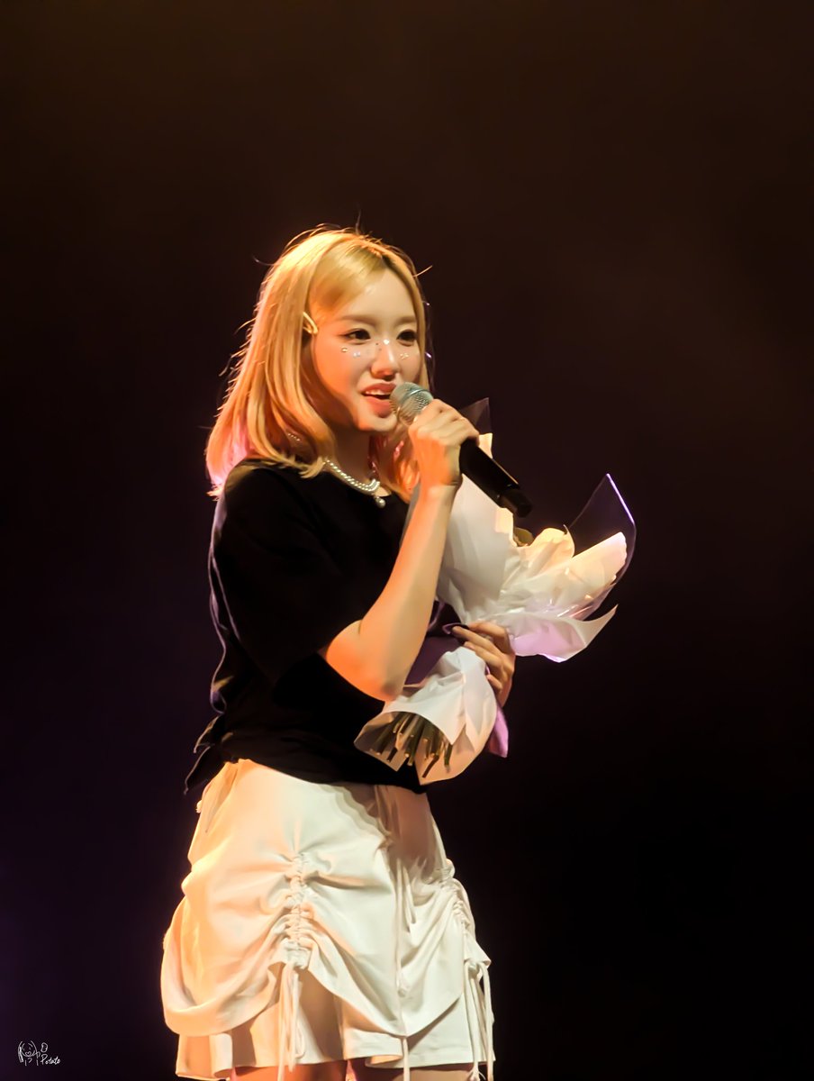 potatotheorbit's tweet photo. 241025 Loossemble 2024 Concert [#Up_Link_Station] in LA

#Gowon #고원 
#Loossemble #루셈블 #LoossembleinLA https://t.co/vi2Ap2W7SM