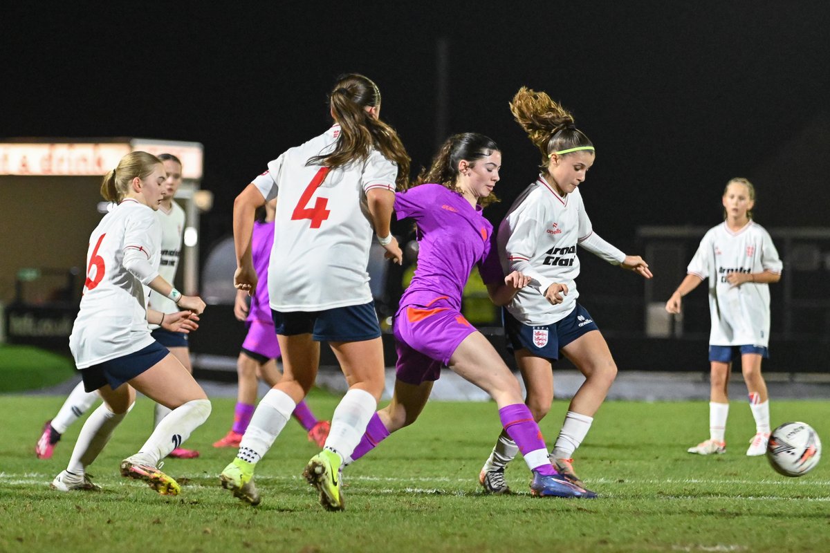 SchoolsFootball's tweet photo. 🏴󠁧󠁢󠁥󠁮󠁧󠁿England U15 Schoolgirls🏴󠁧󠁢󠁥󠁮󠁧󠁿

The England U15 Schoolgirls finished their inspiresport training camp on a high on Friday night with a 3-3 draw against a strong Wolves XI💥

🎥Watch the match back on our YouTube Channel - ESFA TV

📝 Read the match report 👇
🔗 https://t.co/RrktsESfr7

📸 @353photo
🤝 @arnoldclark_ltd

@ONeillsSportsUK, @ArnoldClark, @ucfb, @inspiresport, Keystone Sports, i-BrainTech
🔴🔵⚪