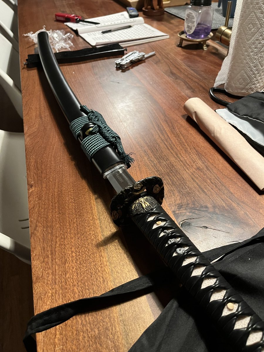 Praizist tweet media