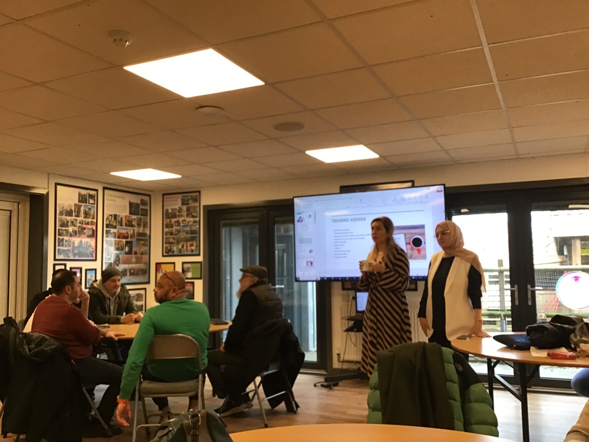 100DigitalLeeds's tweet image. @DAMASQLTD delivered a fantastic Multiply session today focussing on how to be safe and savvy while online.📲🛒💸 @eandsleeds #digitalinclusion