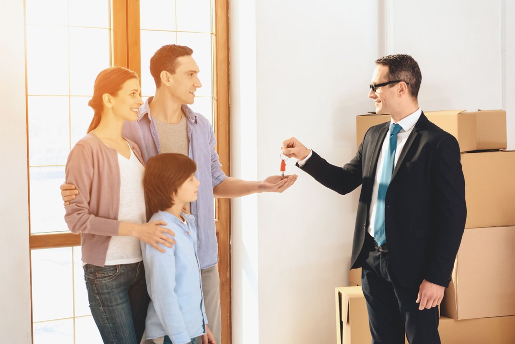 SnabbyRE's tweet photo. At Snabby Real Estate, we understand the emotional rollercoaster of buying a home and are here to help you navigate it with confidence and peace of mind.

Read more 👉 https://t.co/wfnUKfEe8r

#RealEstate #ProvideInvaluableInsights #HeartRacing https://t.co/UImZsFB92q