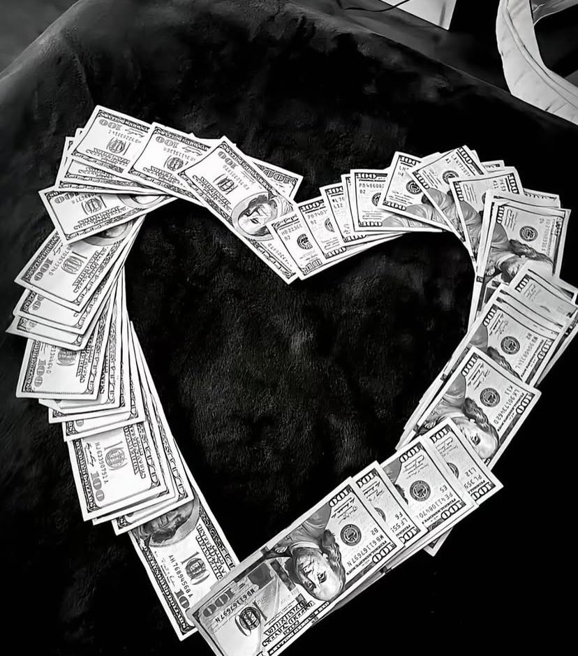 looxxid's tweet photo. Good morning, how’s the start to your Monday going? Let’s talk. Like and repost if you love chedda. 🫶💻💰 https://t.co/XU1LS1yBAO