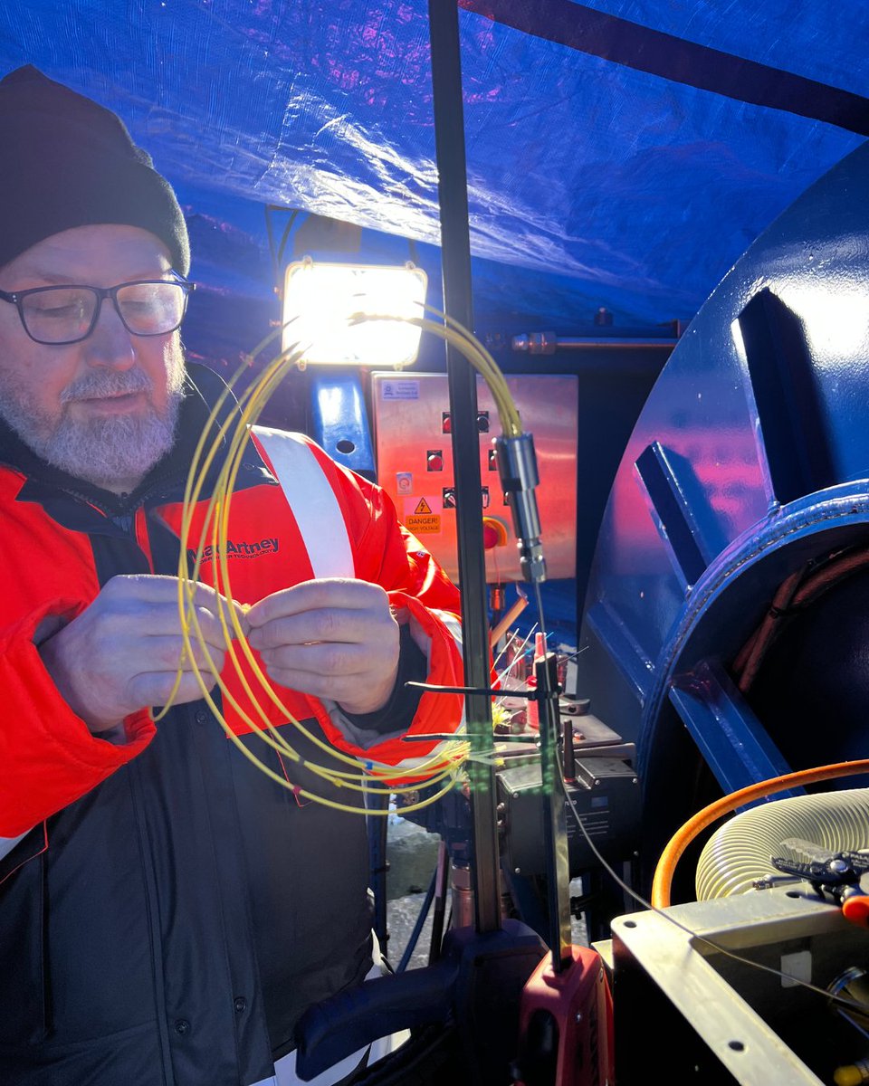 DeepOceanSearch's tweet image. With this, DOS Ltd is set to revolutionize subsea operations—survey, IMR, construction &amp;amp; more—across oil &amp;amp; gas, research &amp;amp; defense. Precision. Power. Performance. Next up: integration &amp;amp; sea trials. Stay tuned! 🔍⚙️ 2/2

#MarinerXL #ROV #DeepSeaTech #SubseaInnovation