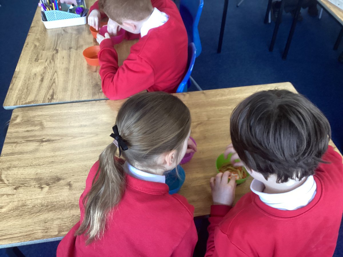 Rossmore School tweet media