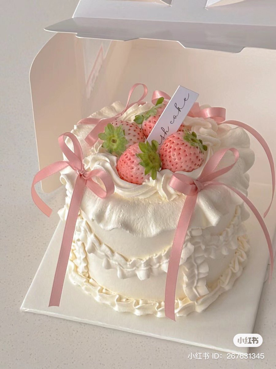 strawberry cake