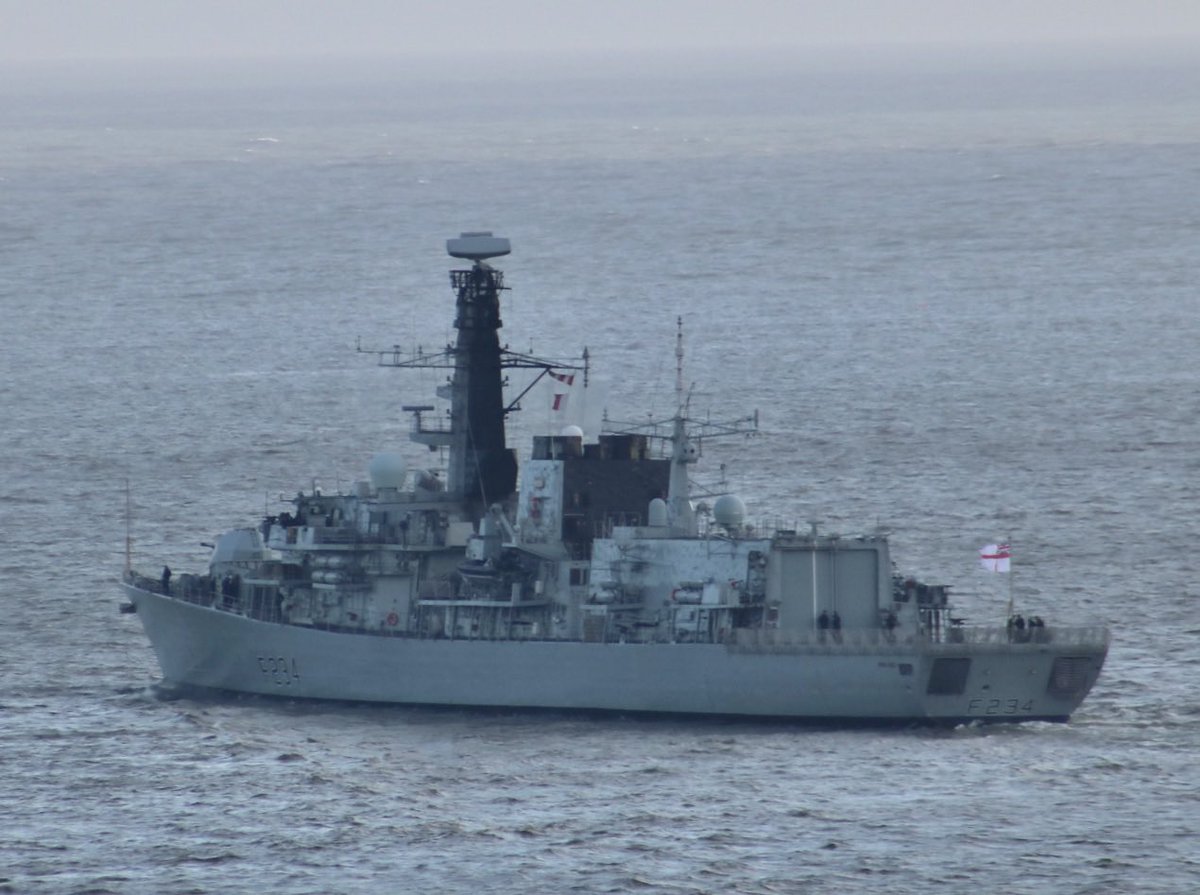 WarshipCam's tweet photo. HMS Iron Duke (F234) Duke-class Type 23 frigate leaving Plymouth, England - February 24, 2025 #hmsironduke #f234
SRC: TW-@Rockhoppas https://t.co/H8mUrRRObf