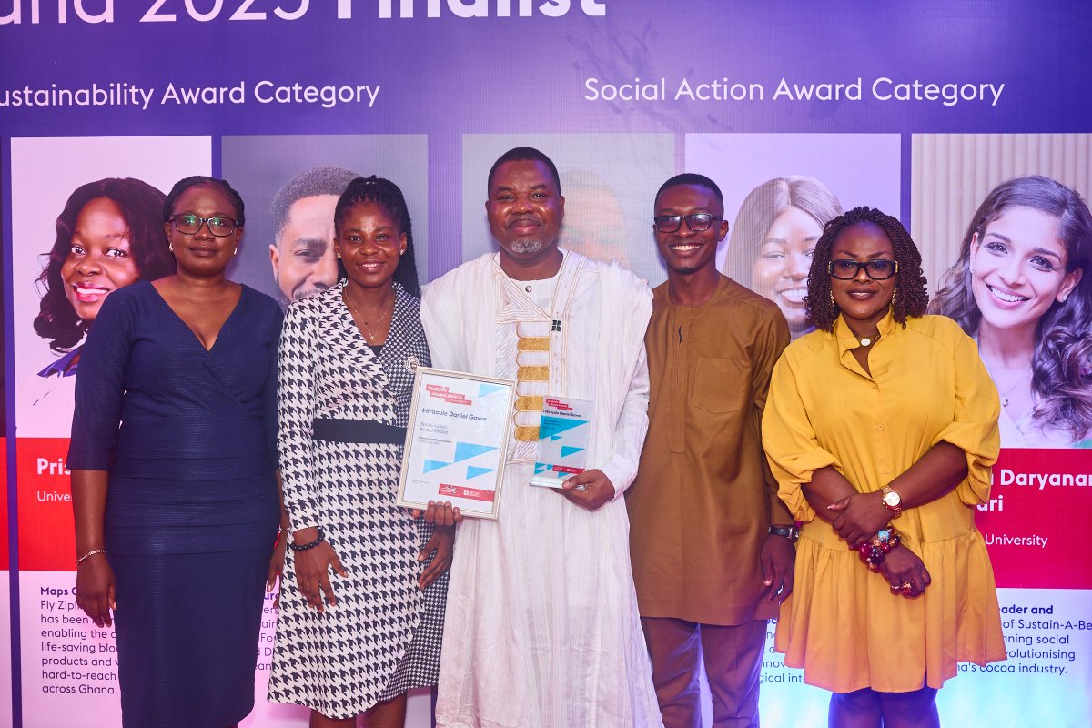 233GSET's tweet photo. We are beyond proud to celebrate our Director, @MiraculeDG , for winning the prestigious #StudyUKAlumniAward in the ππ¨ππ’ππ₯ ππππ’π¨π§ πππππ π¨π«π².
@noble_selorm @ocloo_miriam @Kofi_D233 @EghanJoana @TTELGhana @robinedwardtodd
#StudyUKAlumni #SocialImpact https://t.co/rk25QZB4wK