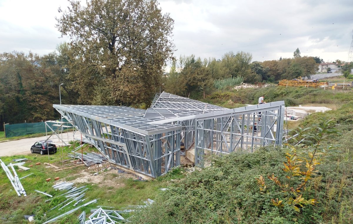 Project_Single Family House_"Apotheotic Dream"
New Building.
Location_Amares - Portugal.
Under Construction -  Light Steel Framing [LSF] assembly completed.
#construcion #Amares #Portugal