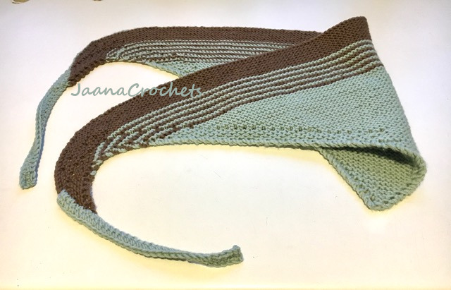 Knitted a little scarf with #merinowool yarn. It didn't become as wide as I thought, so I crocheted little additions for it 😊.
#JaanaCrochets #JaanaVirkkaa #JaanaMyösKutoo #JaanaAlsoKnits #knitting #scarf #knittedscarf #crochet #handcrafted #neulottu #huivi #virkkaus #käsityö