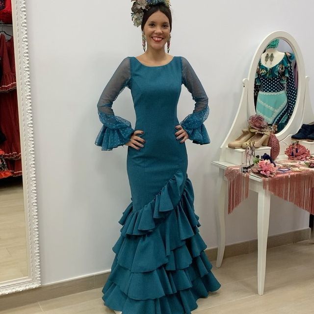 Flamentex's tweet photo. Cada mezcla de texturas y colores cuenta una historia de pasión, alegría y elegancia andaluza.

Más ideas en nuestro blog: https://t.co/8ixelT1naa

#tiendadetelas #telasflamencas #tejidosflamencos #modaandaluza https://t.co/ibWXiD6Ox6